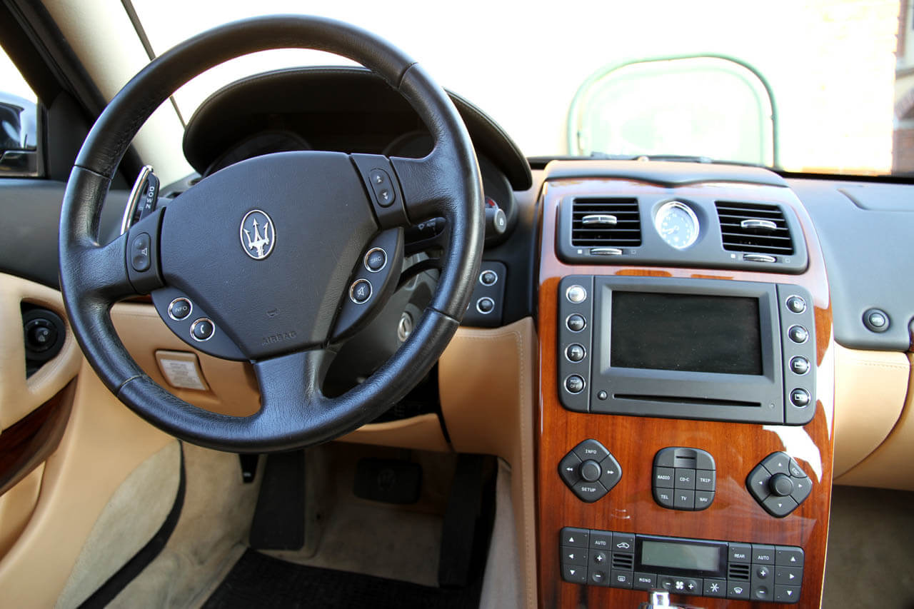 Maserati Quattroporte